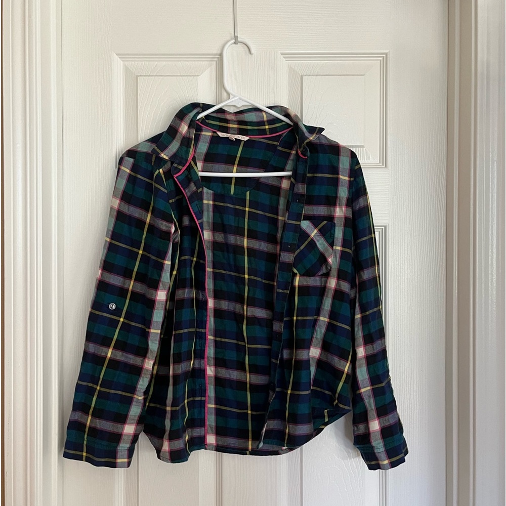 Victoria's Secret Women green Long Sleeve Button-Down Shirt XS